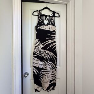House of Harlow 1960 Black and Cream Abstract Maxi Dress